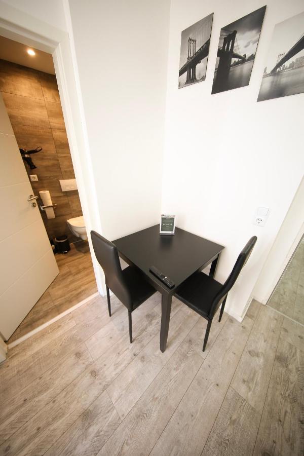 Luxomes - Aparthotel Zentrum Nuremberg Bagian luar foto